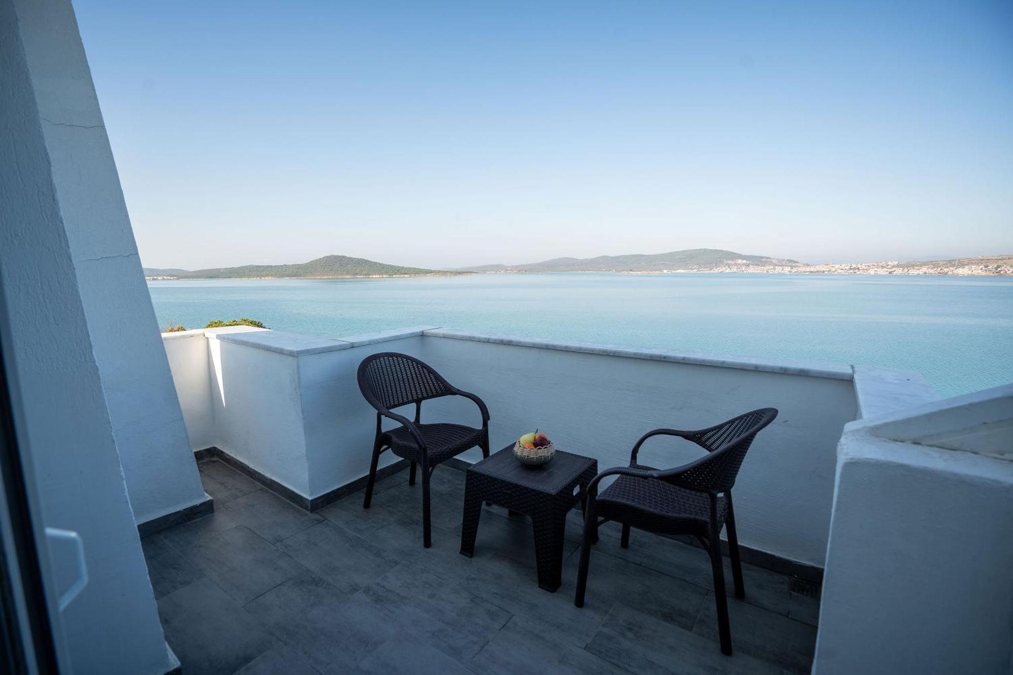 Camlik 87 Hotel Ayvalı Exteriér fotografie